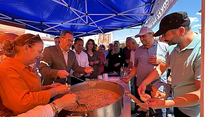AK Parti'den Aşure İkramı