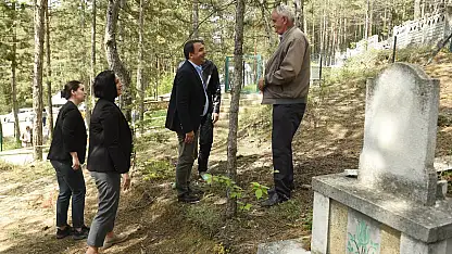 Başkan Baltacı'dan Arife Günü Kabristan Ziyareti