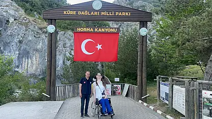 Dünyanın En Uzun Kadını Horma'yı Gezdi
