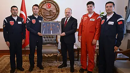 Türk Yıldızları'ndan, Vali Dallı'ya Ziyaret