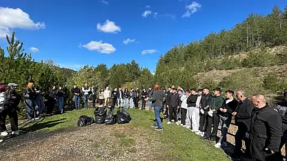 Tuzaklı Göleti'nde Çevre Temizliği Yapıldı