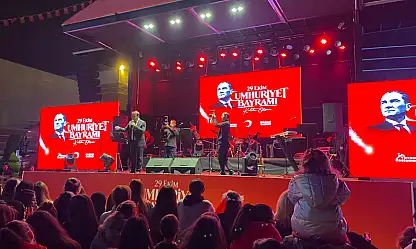 Cumhuriyet Coşkusu Şarkılarla Taçlandı