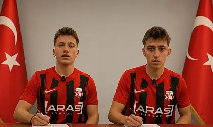 GMG Kastamonuspor'da Genç Yeteneklerle Sözleşme İmzalandı