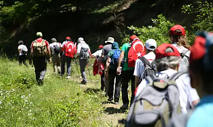 İstiklal Yolu'nda 45 Kilometre Geride Kaldı