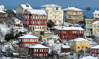 Tarihi İnebolu Evleri Sokaklara Renk Katıyor