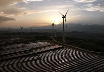 Elektrik Kurulu Gücünde Rüzgar Ve Güneşin Payı 10 Yılda Katlanarak Arttı