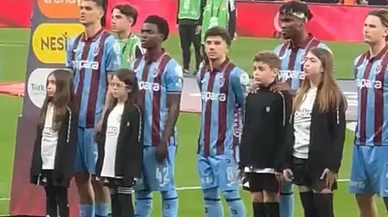 3 Küçük Beşiktaşlı Seremoni Heyecanı Yaşadı