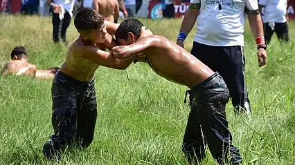 665. Tarihi Kırkpınar Yağlı Güreşleri Başladı