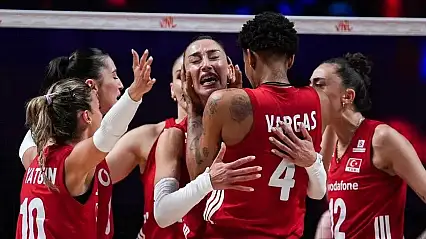 A Milli Kadın Voleybol Takımı, Milletler Ligi'nde Şampiyon Oldu