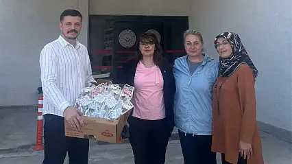 İYİ Parti'den Anneler Günü Ziyareti