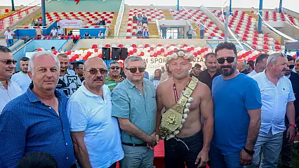 Taşköprü'de Altın Kemer İsmail Balaban'ın Oldu