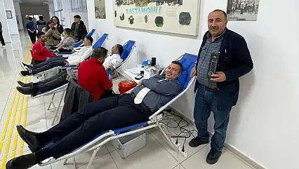 Turizm Öğrencilerinden Kan Bağışı Seferberliği