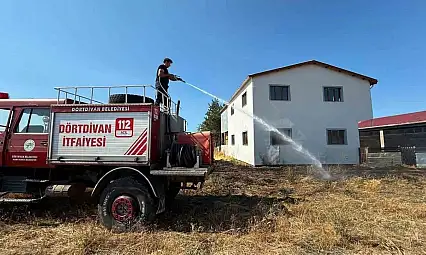 Bolu'da kereste fabrikasının yanında korkutan yangın: Alevler tesise sıçramadan söndürüldü
