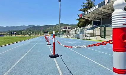 Safranbolu Atletizm Pisti'nde yeni kulvar düzenlemesi