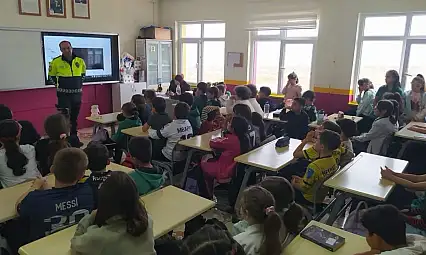 Türkeli'de öğrencilere trafik eğitimi