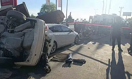 Zonguldak'ta Akaryakıt İstasyonuna Dalan Otomobil Dehşet Saçtı: 5'i Çocuk 6 Yaralı