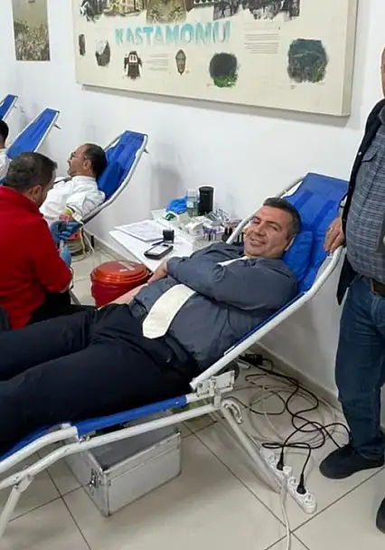 Turizm Öğrencilerinden Kan Bağışı Seferberliği