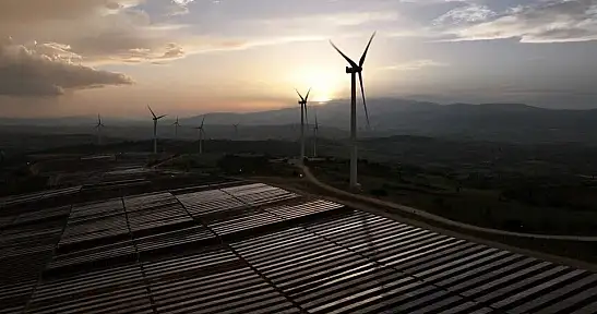 Elektrik Kurulu Gücünde Rüzgar Ve Güneşin Payı 10 Yılda Katlanarak Arttı
