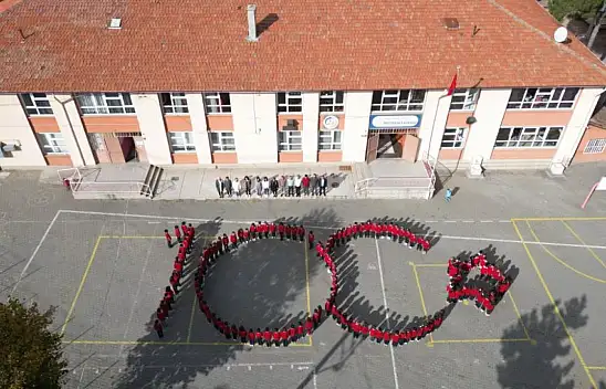 100'üncü yıl koreografisi dron ile görüntülendi