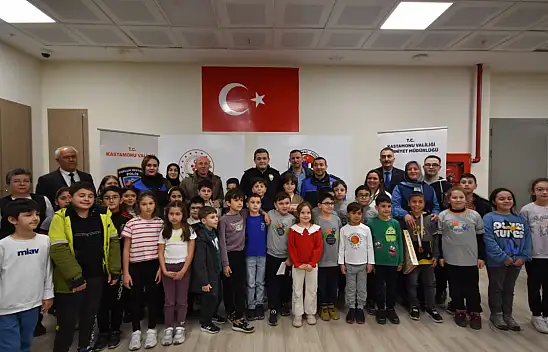 400 Sporcunun Katılımıyla Satranç Turnuvası Düzenlendi