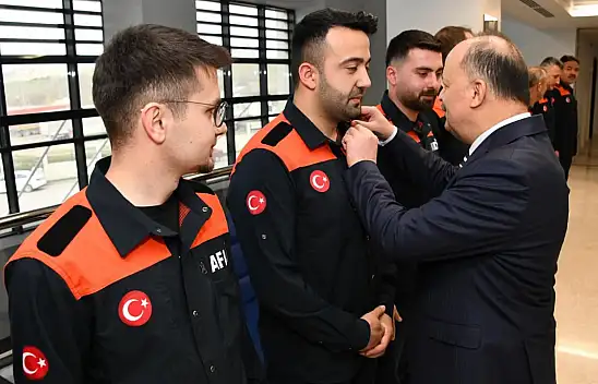 AFAD Personeline Yeni Rütbeleri Takdim Edildi