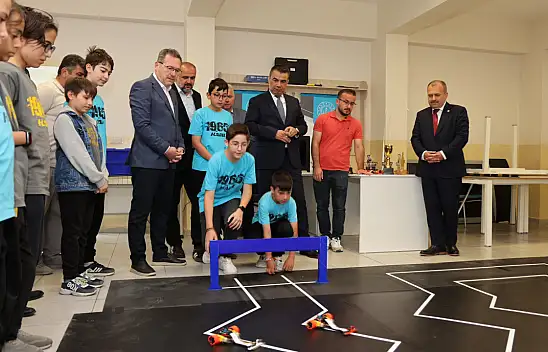 AK Parti İl Başkanı Sevgilioğlu: 'Robotikte Türkiye Birincileriyle Gurur Duyuyoruz'