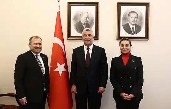 AK Parti Milletvekillerinden, Ticaret Bakanı Ömer Bolat'a Ziyaret