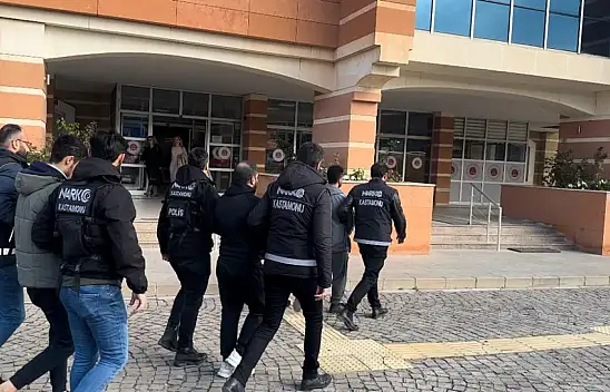 Aranması Olan Kişiler Yakalandı