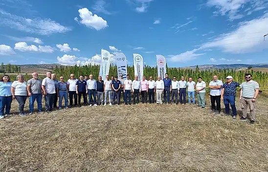 Ata Tohumlarıyla Ekilen Kenevirin Hasadı Başladı