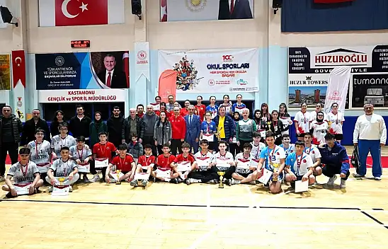 Badminton İl Birinciliği Düzenlendi