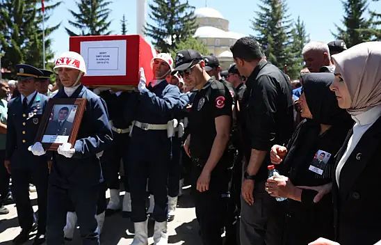 Bakan Göktaş, Şehit Cenazesine Katıldı