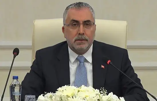 Bakan Işıkhan'dan Vatandaşlara Uyarı: 'Fazladan İlave Ücret Ödemeyin'
