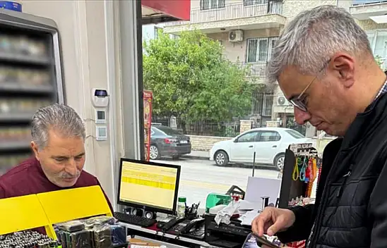 Bakan Memişoğlu 'Boykot' Çağrıları Sonrası Alışveriş Yaptı