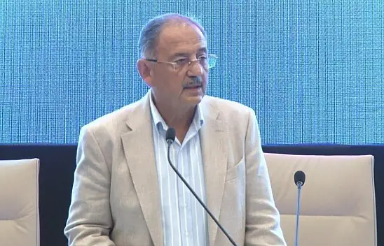 Bakan Özhaseki: 'Fay hatları üzerinde yapılaşma olmayacak'