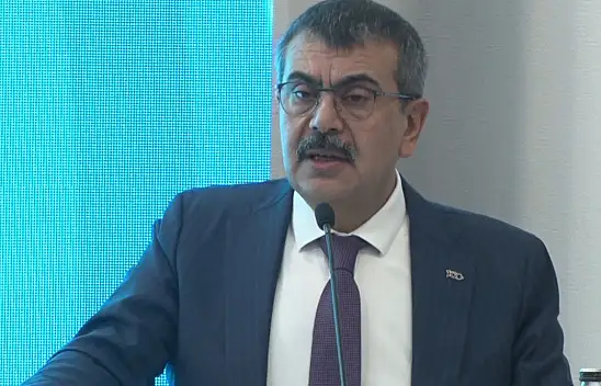 Bakan Tekin'den 'Türkçe' Vurgusu
