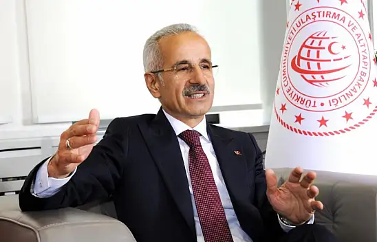 Bakan Uraloğlu: 'Genişbant İnternet Hizmetini Her Eve Ulaştırılacağız'