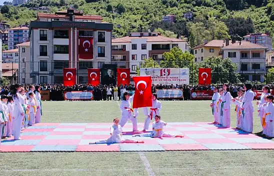 Bayram, Büyük Bir Coşkuyla Kutlandı
