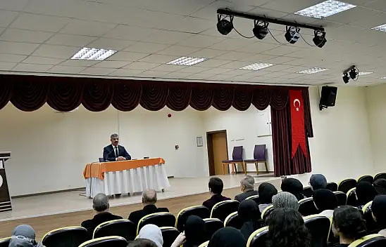 ÇAKÜ Rektörü Çiftçi, lise öğrencileriyle bir araya geldi