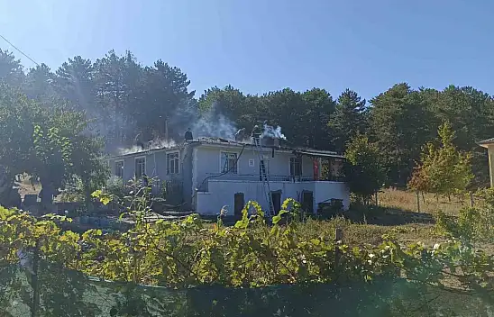 Kastamonu'da Bacadan Çıkan Yangın Korkuttu