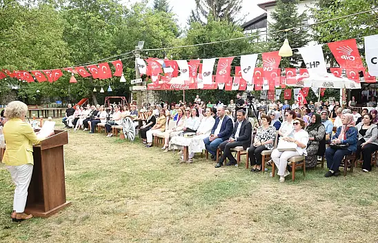 CHP Kadın Kolları'nda Akıncı Güven Tazeledi