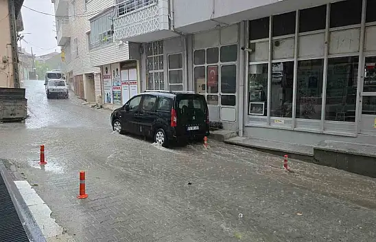 Sağanak Yağış Hayatı Olumsuz Etkiledi
