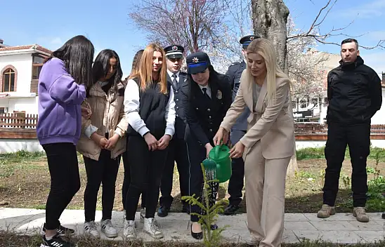 Kastamonu Daday'da, Polis Haftası'nda fidan dikildi