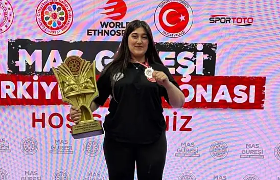 Devrekani'li Milli Sporcu Sıla Nur Aliustaoğlu Türkiye İkincisi Oldu
