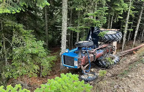Devrilen Traktörün Sürücüsü Öldü
