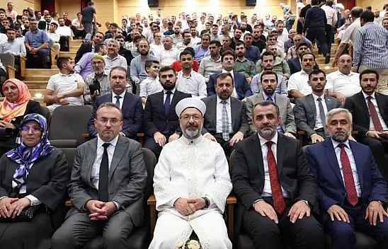 Diyanet İşleri Başkanı Erbaş, Din Görevlileriyle Bir Araya Geldi
