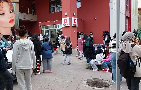 Genç Kız, Öğrenci Yurdunun Banyosunda Ölü Bulundu
