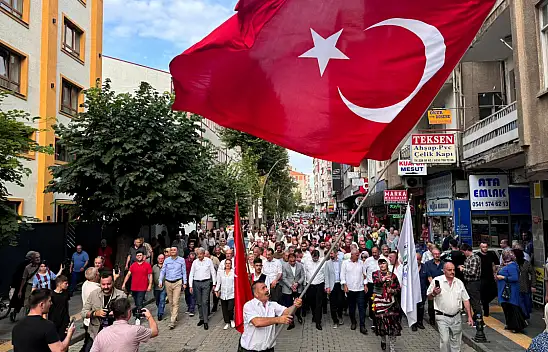 Halk Oyunları Festivali Devam Ediyor