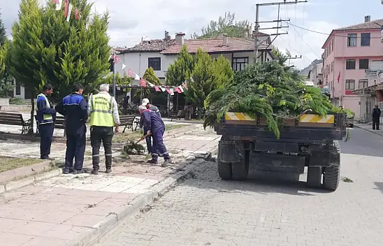 Hanönü Belediyesi Park ve Bahçelerde Bakım Yapıyor
