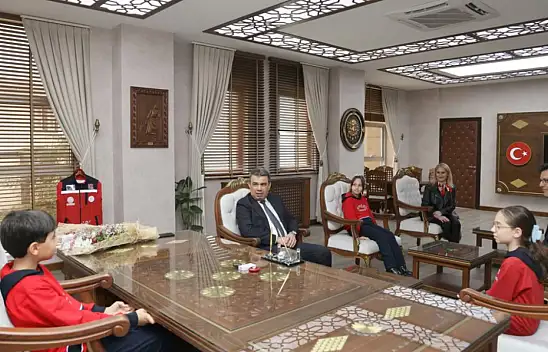 Hasan Gümüş, Makam Koltuğunu Devretti