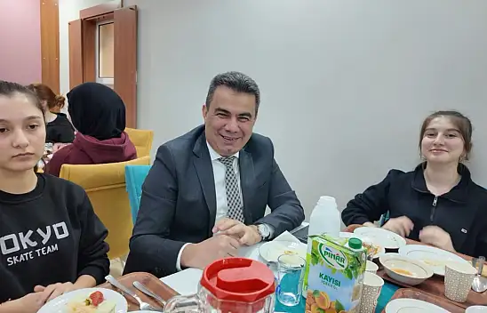 Hasan Gümüş Öğrencilerle İftar Sofrasında Buluştu
